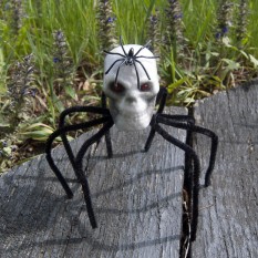 Павук готичний череп 30см (чорний)